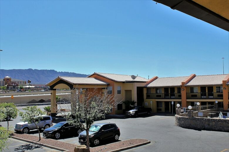 Motel Desert Inn