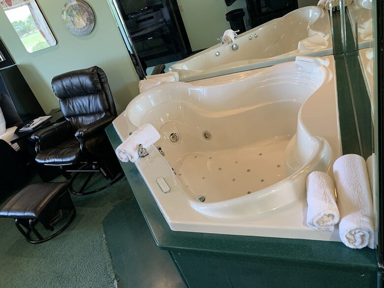 Hotel Designer Inn & Suites