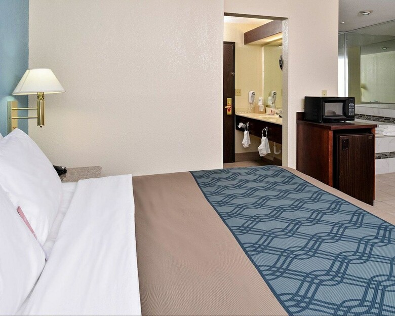 Hotel Econo Lodge Inn & Suites