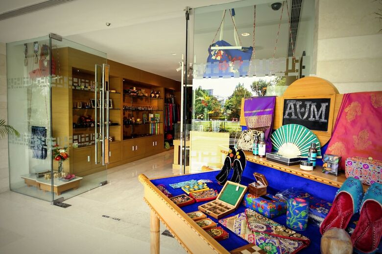 Hotel The Lalit Chandigarh