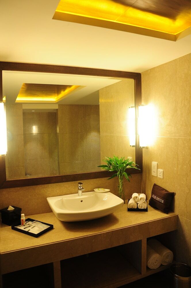 Hotel The Lalit Chandigarh
