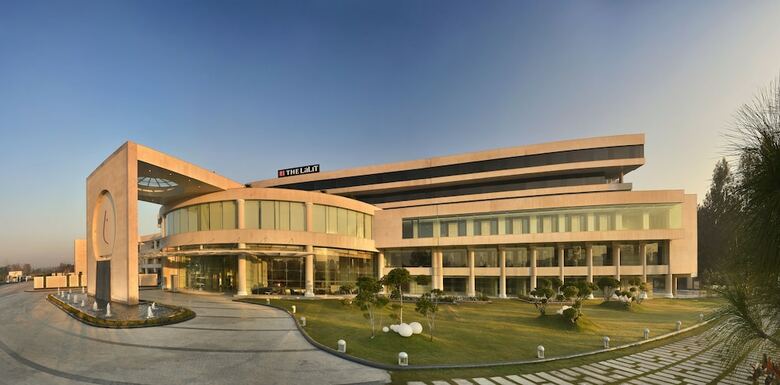 Hotel The Lalit Chandigarh