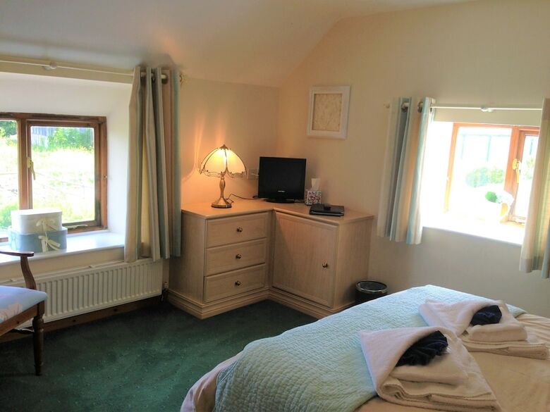 Bed & Breakfast Double-gate Farm