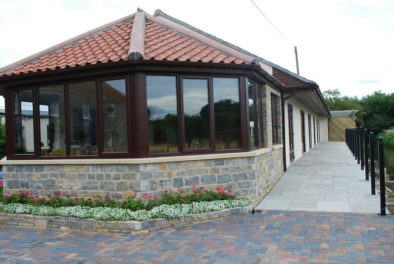 Bed & Breakfast Double-gate Farm