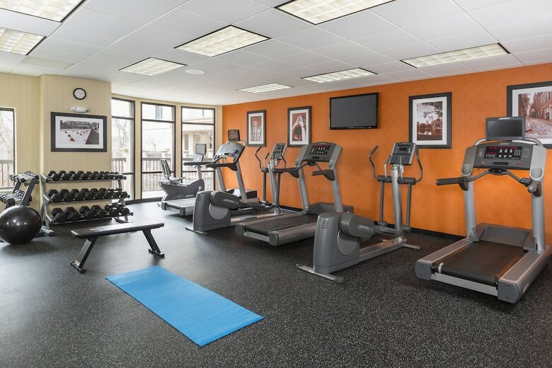 Hotel Courtyard By Marriott Boston Natick