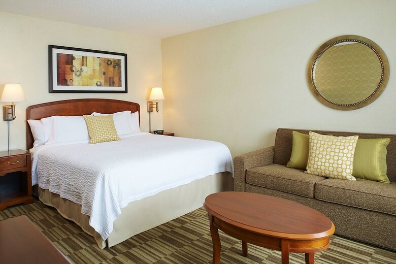 Hotel Courtyard By Marriott Boston Natick