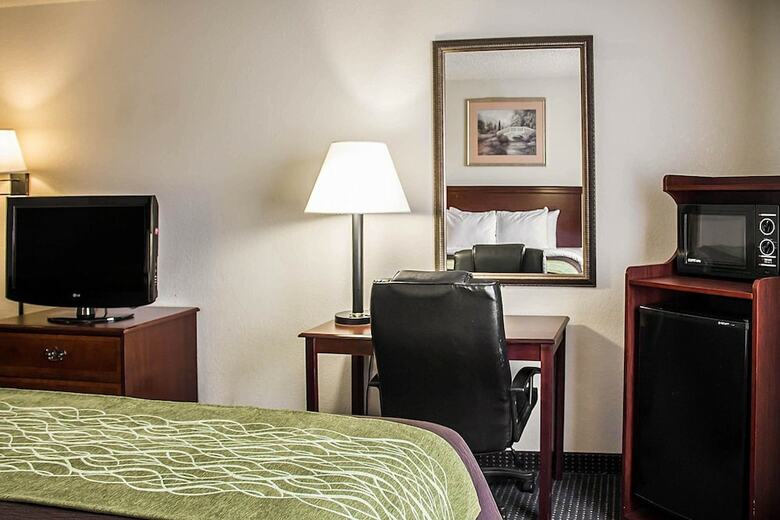 Motel Quality Inn & Suites