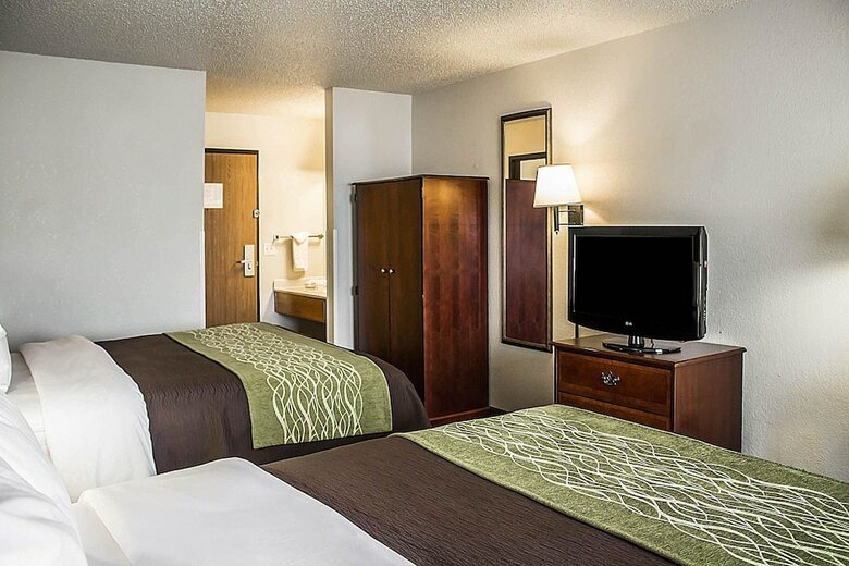 Motel Quality Inn & Suites