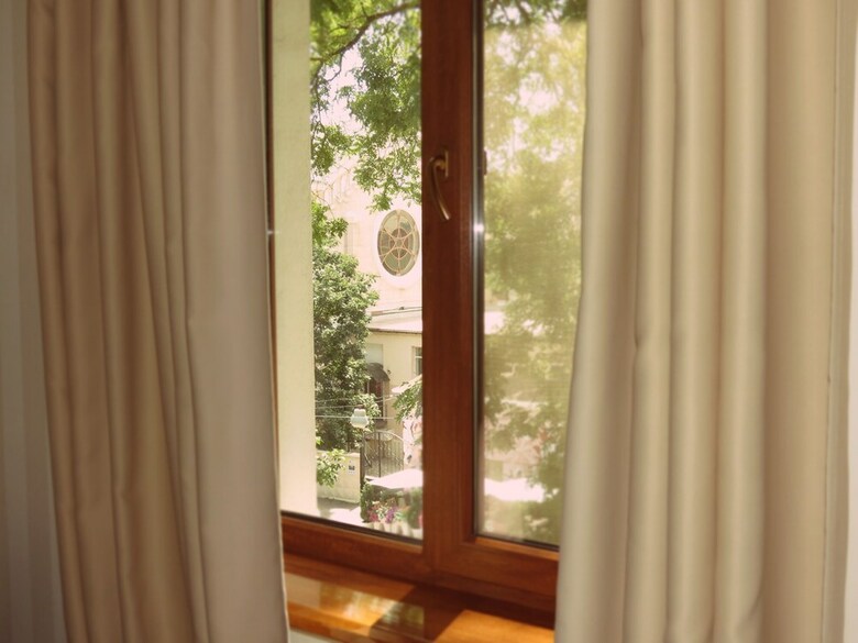 Premier Geneva Hotel