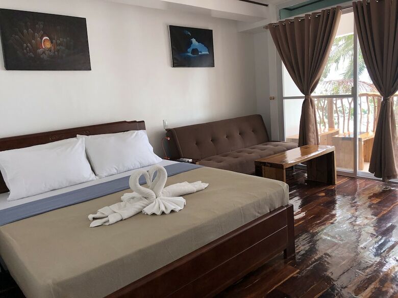 Hotel Divegurus Boracay Beach Resort