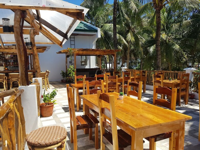 Hotel Divegurus Boracay Beach Resort