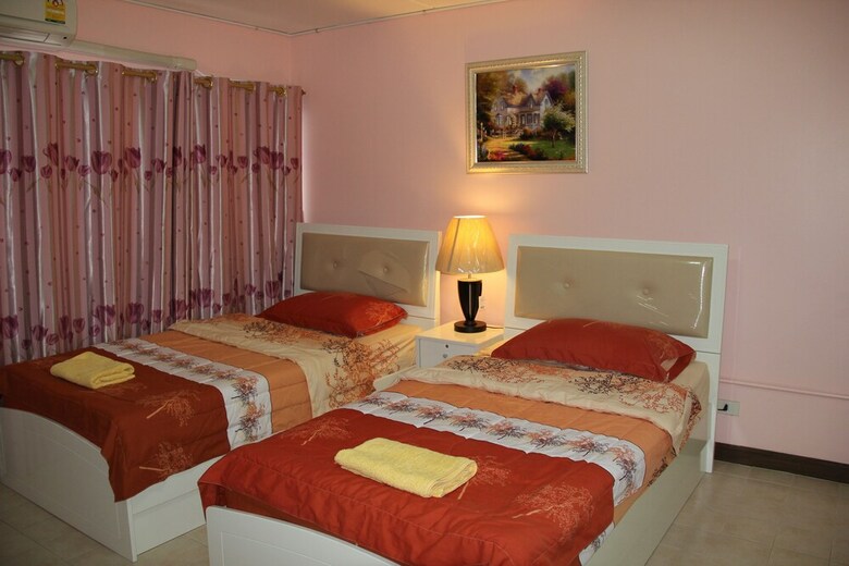 Sk Muangthongthani Apartment
