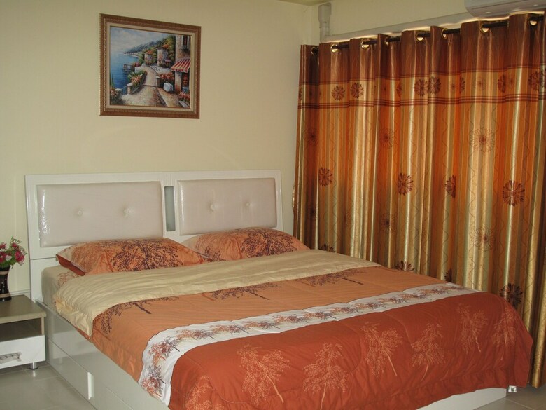 Sk Muangthongthani Apartment
