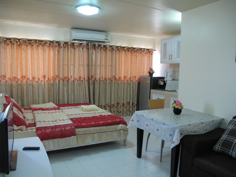 Sk Muangthongthani Apartment