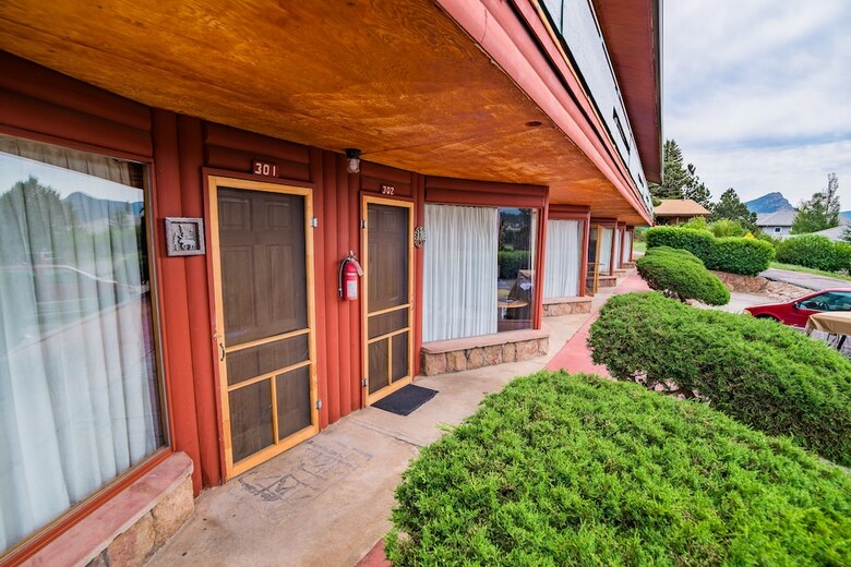 Hotel Discovery Lodge