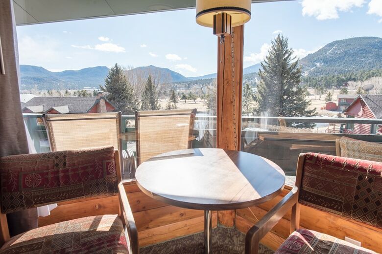 Hotel Discovery Lodge