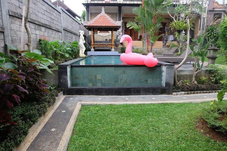 Hotel Ubud Sensasi Bungalows