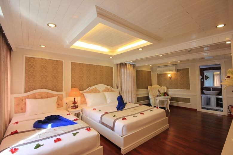 Signature Halong Cruise
