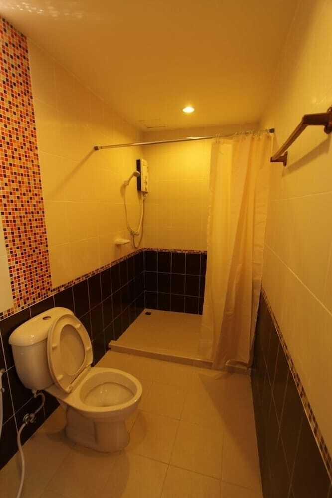 Hotel Puwanon Place