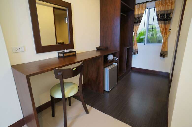 Hotel Manee Guest House