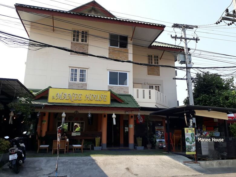 Hotel Manee Guest House