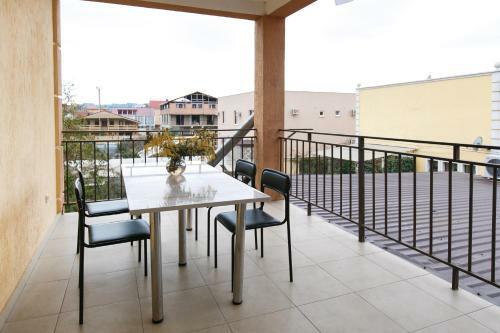 Hostal Hotel Kometa 2