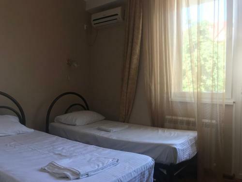 Hostal Angelina Guest House