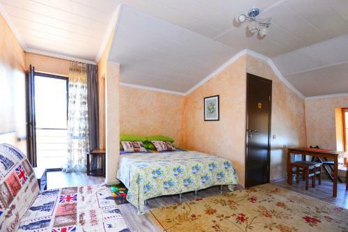 Hostal Irena Guest House