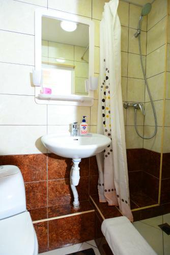 Hostal Irena Guest House
