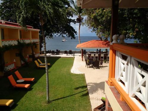 Sunset Shores Beach Hotel