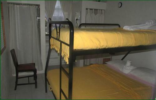 Hostal Crystal Heights Guest House