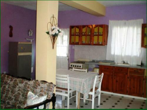 Hostal Crystal Heights Guest House