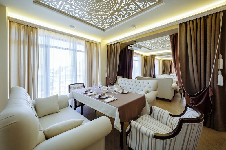 Bliss House Hotel