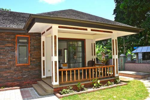Hostal Calou Guest House
