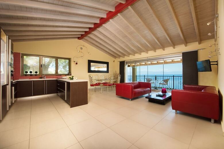 Hotel 9 Muses Sea View Studios - Adults Only