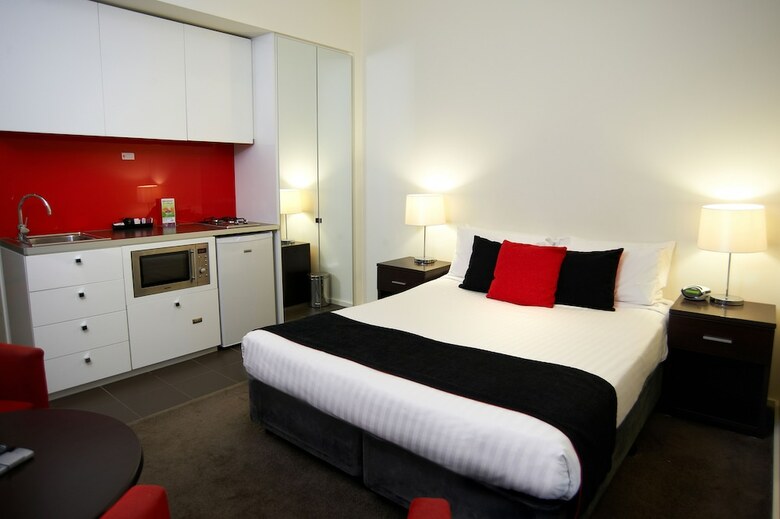 Aparthotel City Edge On Elizabeth
