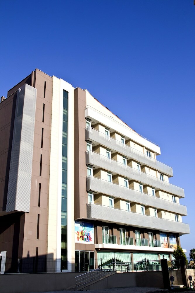 Volkii Hotel