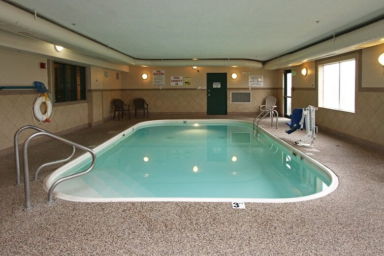 Hotel New Victorian Suites