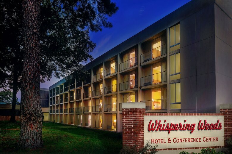 Whispering Woods Hotel & Conference Center
