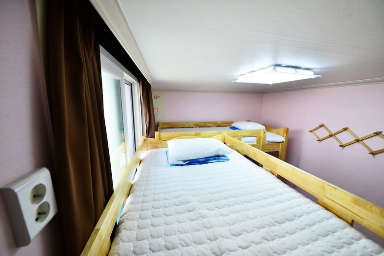 Hostal Namu Guesthouse