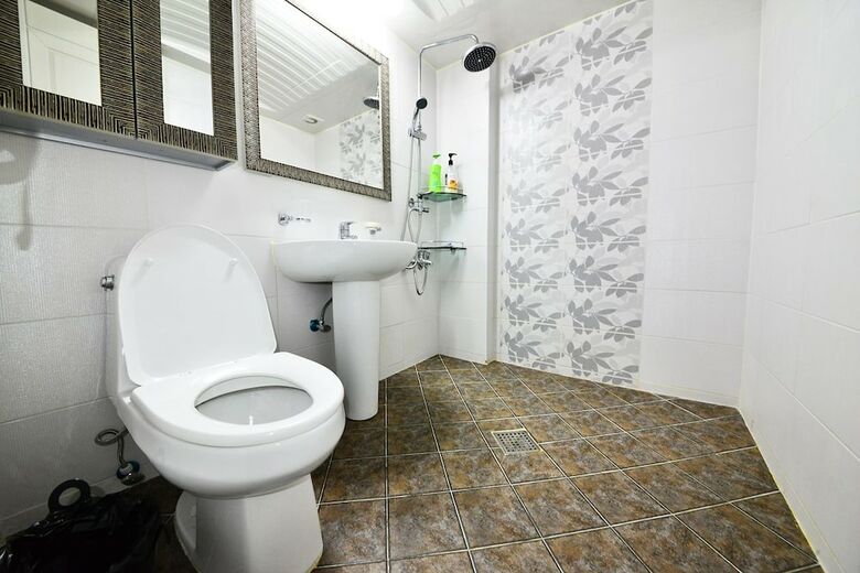 Hostal Namu Guesthouse