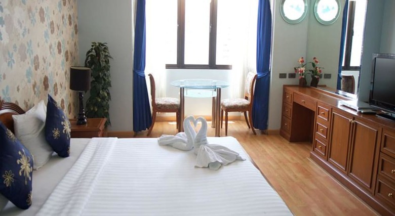 Hotel Omni Syncate Suites