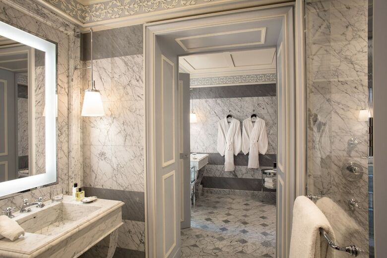La Reserve Paris Hotel And Spa