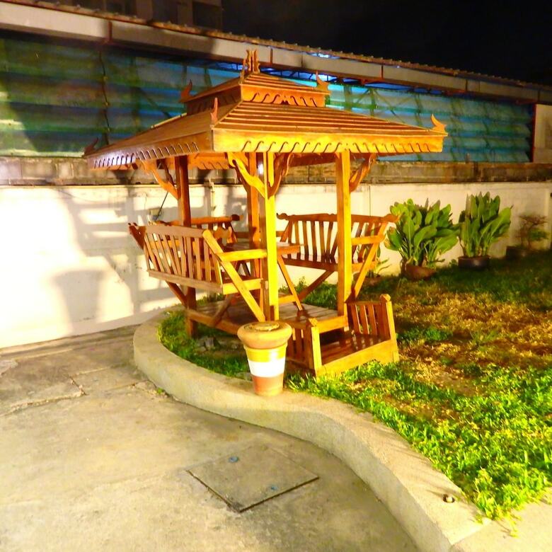 Pohseen Hotel