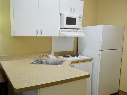 Hotel Extended Stay America - Roanoke - Airport