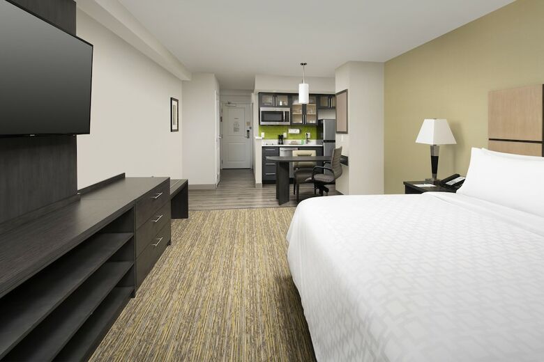 Hotel Candlewood Suites Alexandria West