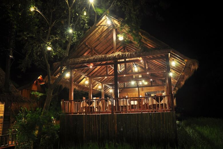 Cabana Vieng Tara Villa