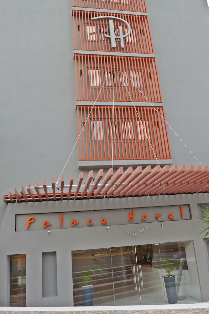 Bomo Palace Hotel