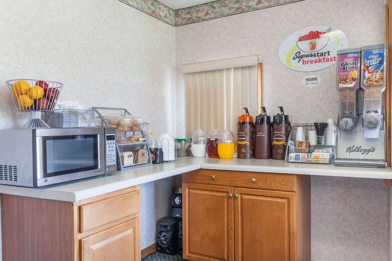 Motel Super 8 By Wyndham Columbia/ft. Jackson Sc