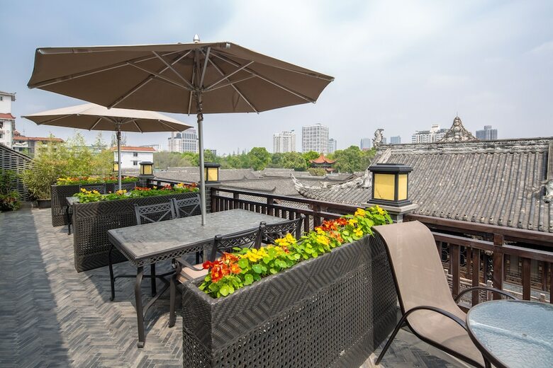 Chengdu Buddhazen Hotel